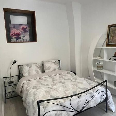 Cosy Apartment In Paris Saint-Ouen  Exterior foto